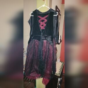 Witch or vampire 🧛‍♀️ costume